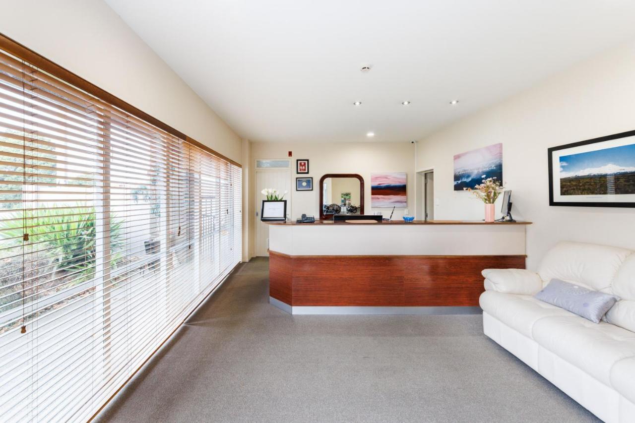 Fitzherbert Regency Motor Lodge Palmerston North Eksteriør billede
