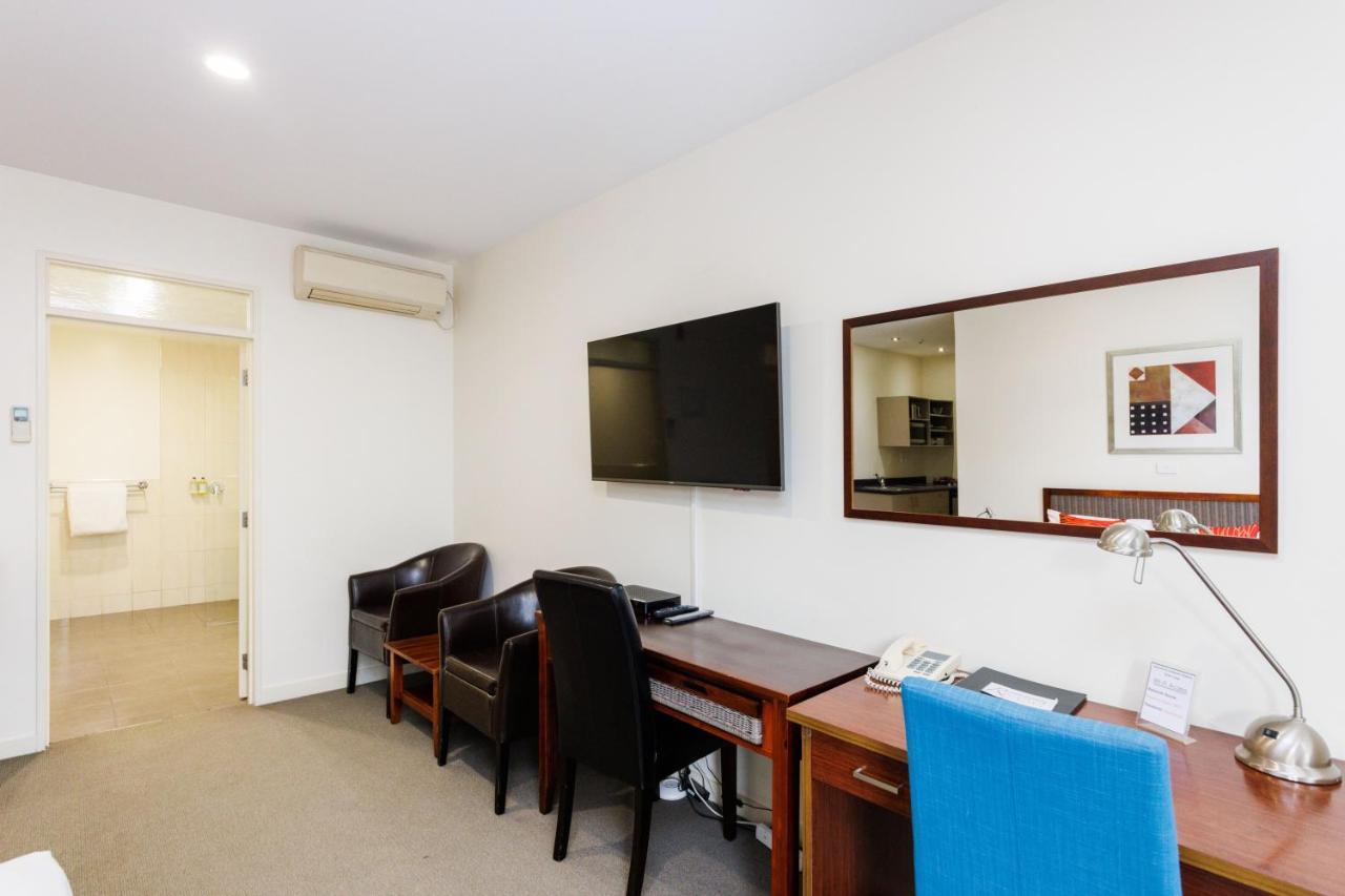 Fitzherbert Regency Motor Lodge Palmerston North Eksteriør billede