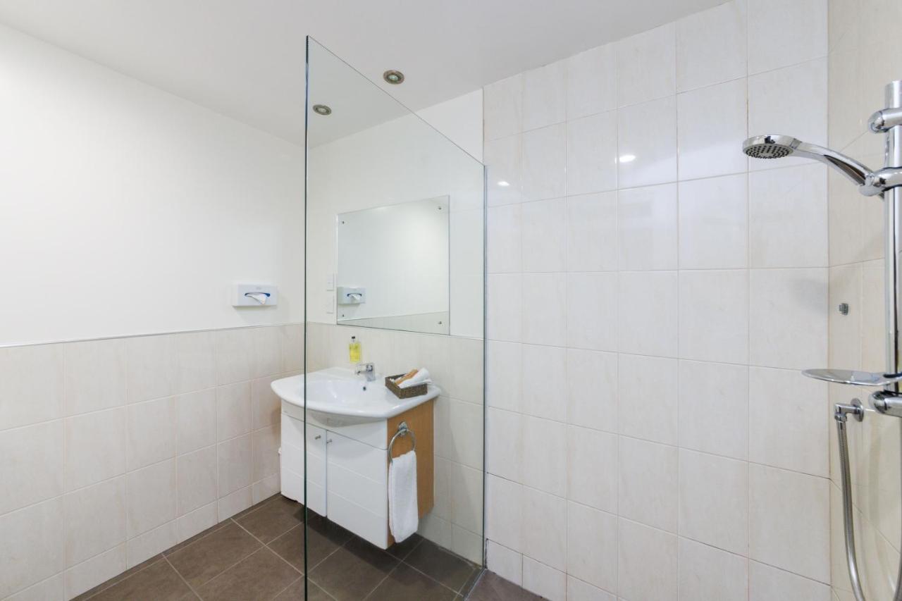 Fitzherbert Regency Motor Lodge Palmerston North Eksteriør billede